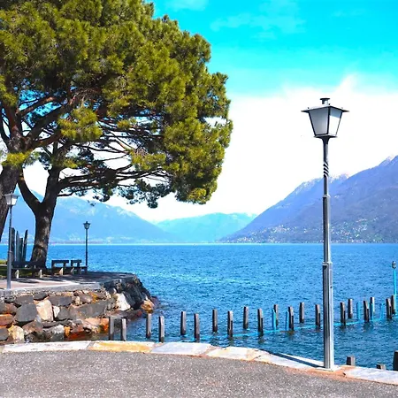 Rivalago - Front On Promenade