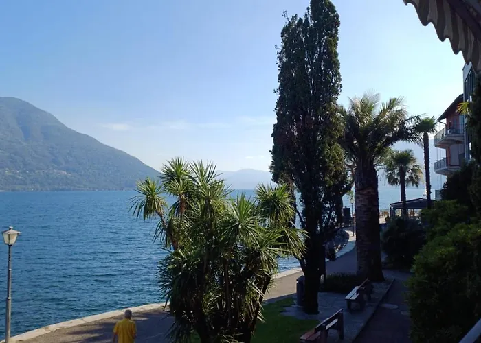 Rivalago - Front On Promenade Apartment Brissago