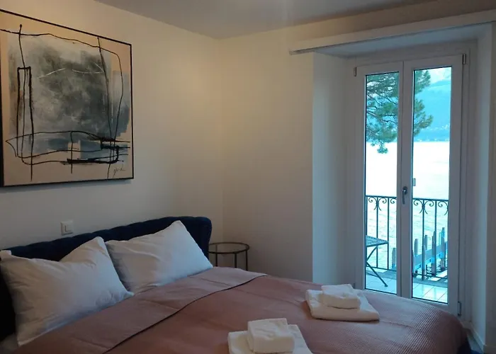 Rivalago - Front On Promenade * Brissago TI