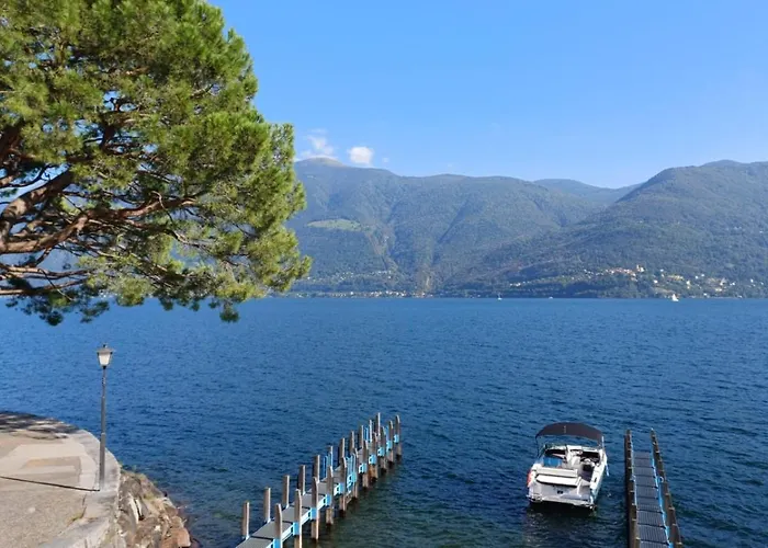 Rivalago - Front On Promenade Apartment Brissago TI